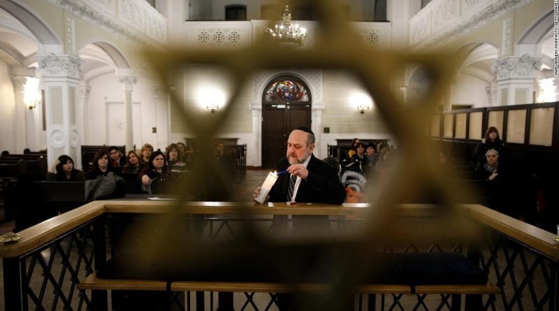 In 1968, Poland’s communist government forced Jews to leave. Today, the country embraces refugees.