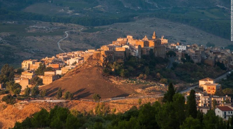 One euro home sell-off has created a ‘Little America’ in Italy