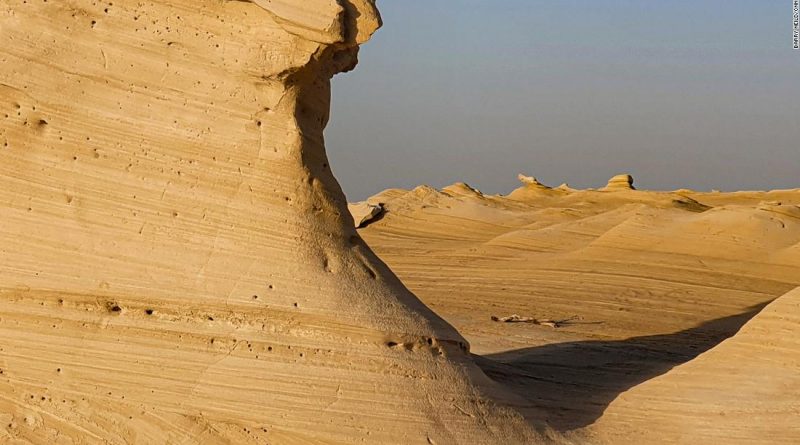 Abu Dhabi Fossil Dunes: A beautiful frozen landscape created by climate change