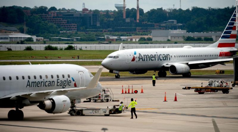 American and United airlines return to profitability